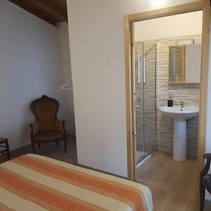 Bed & Breakfast House, Parma